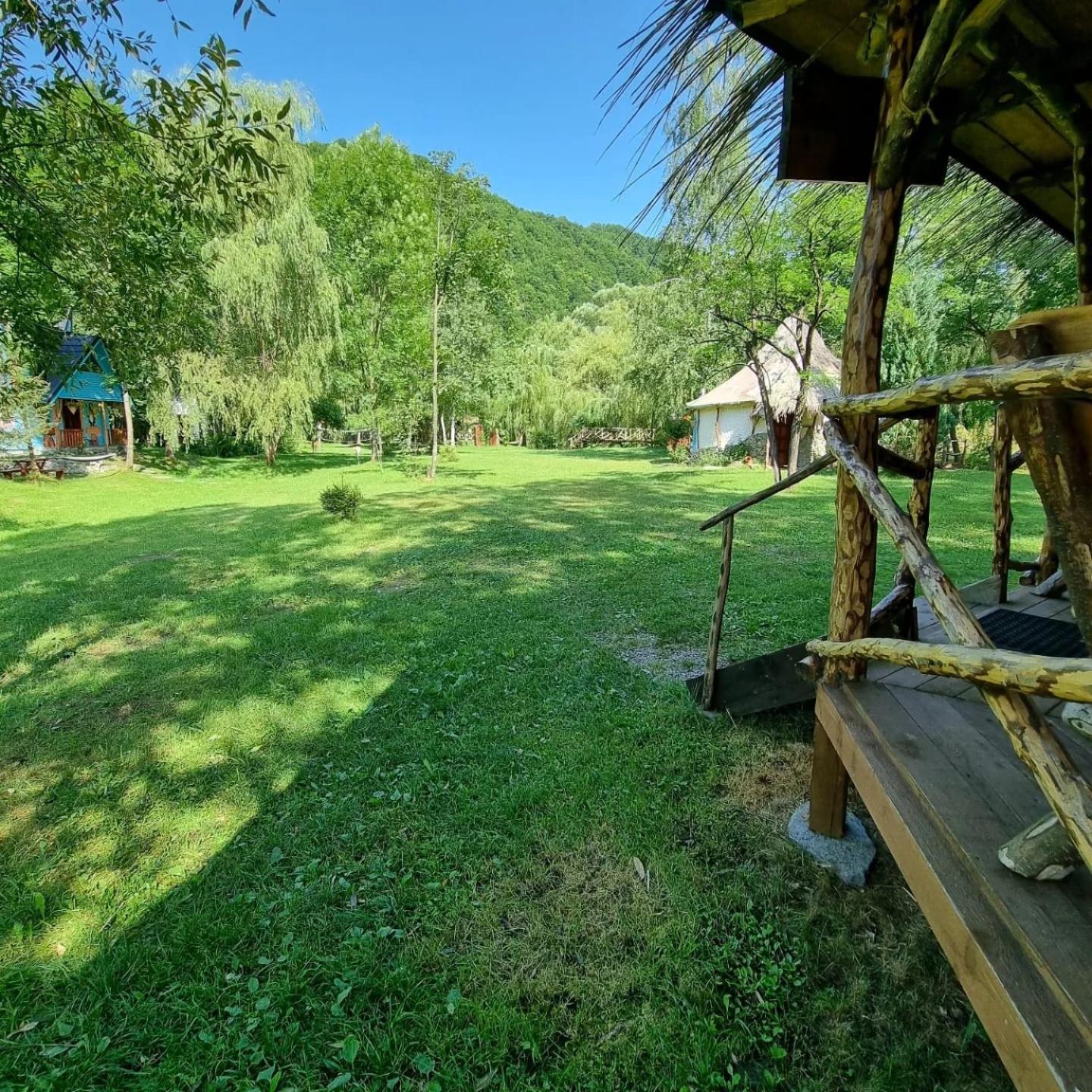 Viewtopia The Secret Land วาเลีย ดรากานูลุย ภายนอก รูปภาพ